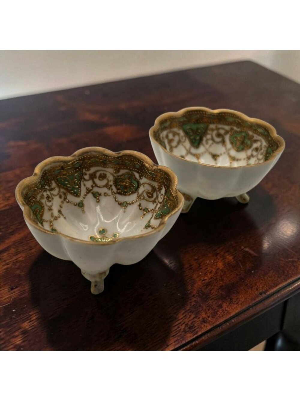 Hand-Painted Footed Porcelain Nut Bowls Gold  Moriage Green Set Of 2 Antique
